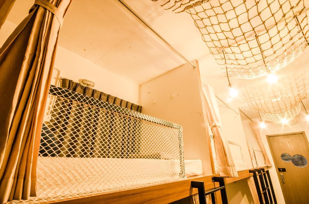 Pier 49 Hostel Bangkok Buitenkant foto