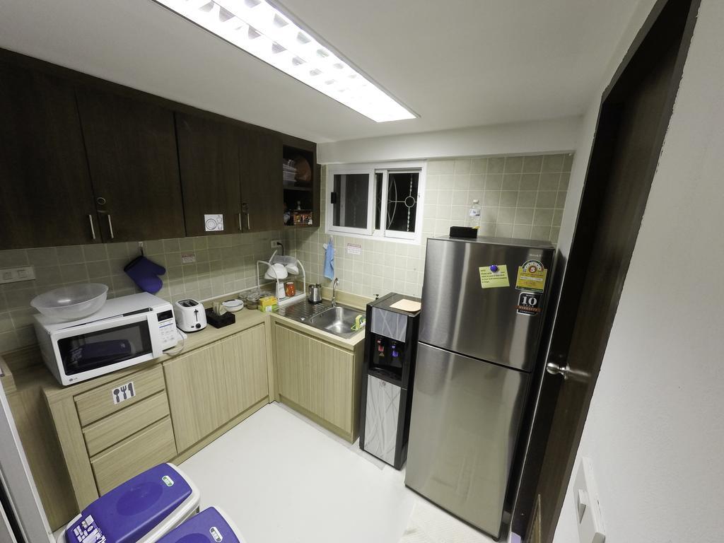 Pier 49 Hostel Bangkok Buitenkant foto