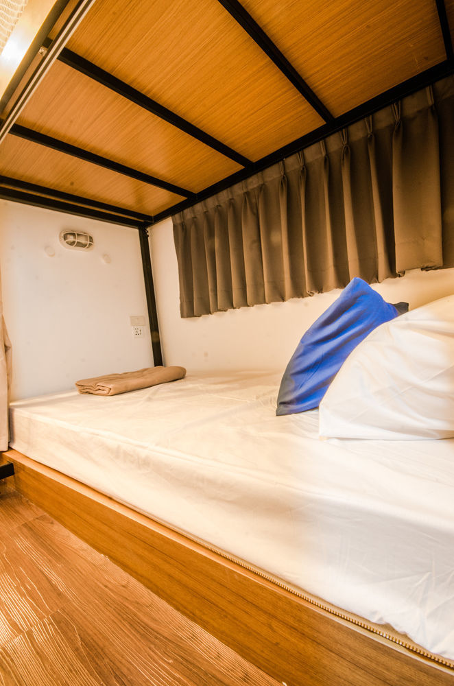 Pier 49 Hostel Bangkok Buitenkant foto