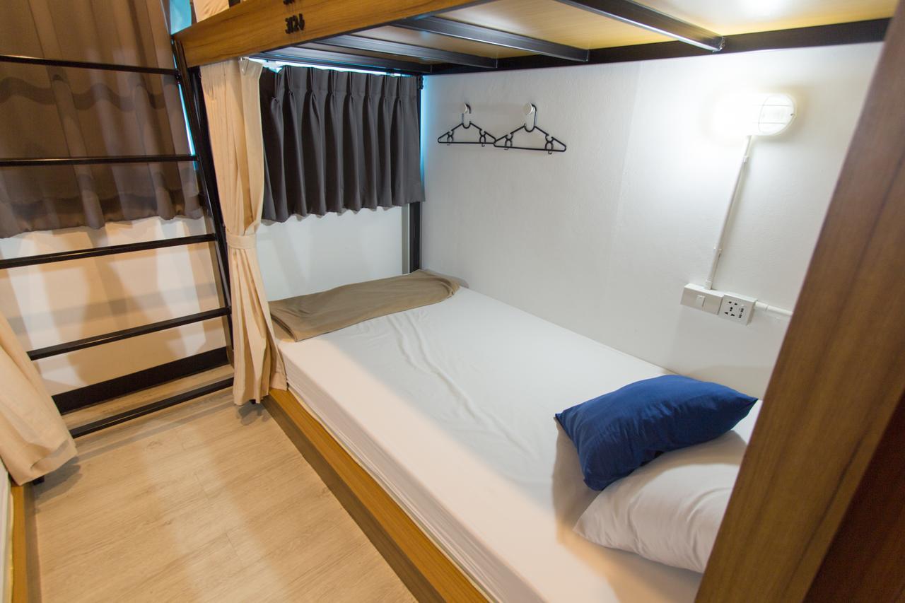 Pier 49 Hostel Bangkok Buitenkant foto